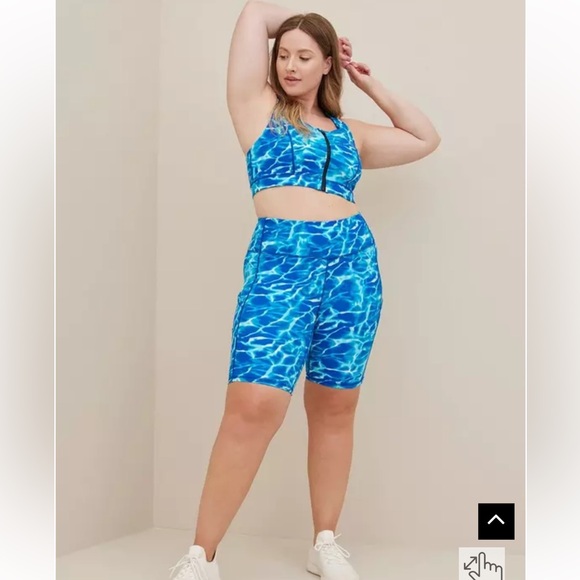 Torrid Performance Core 9in. Active Bike Short BNWT Size 3 - Picture 6 of 9